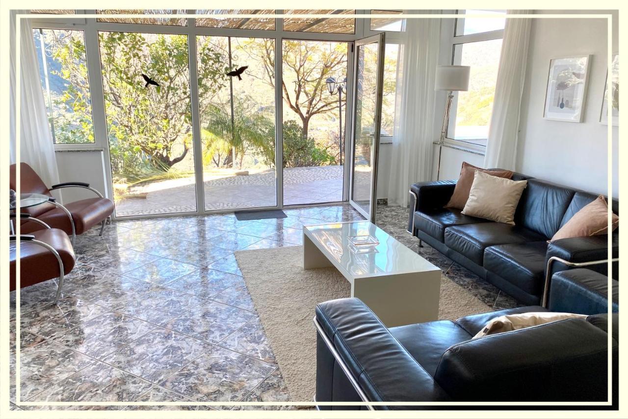 Villa La Higuera Sayalonga Extérieur photo