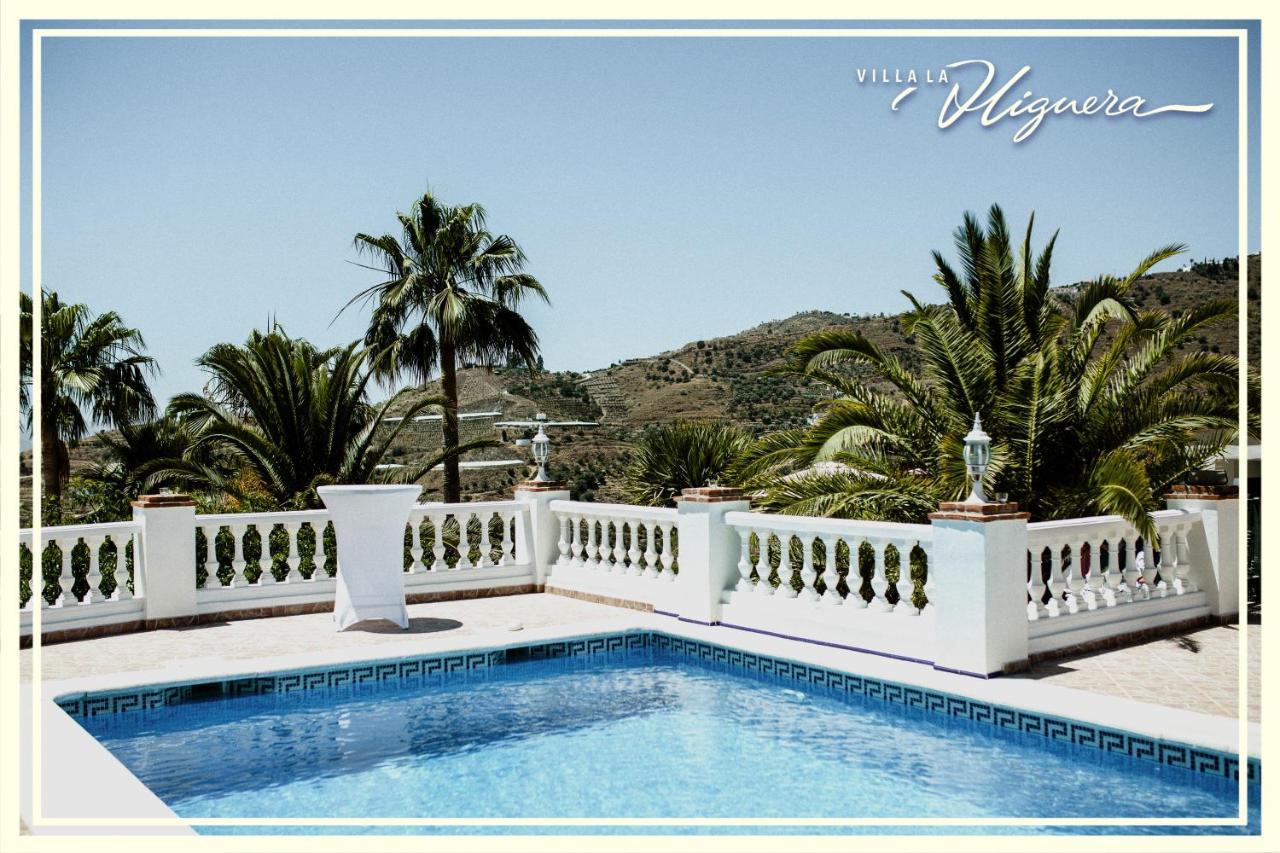 Villa La Higuera Sayalonga Extérieur photo