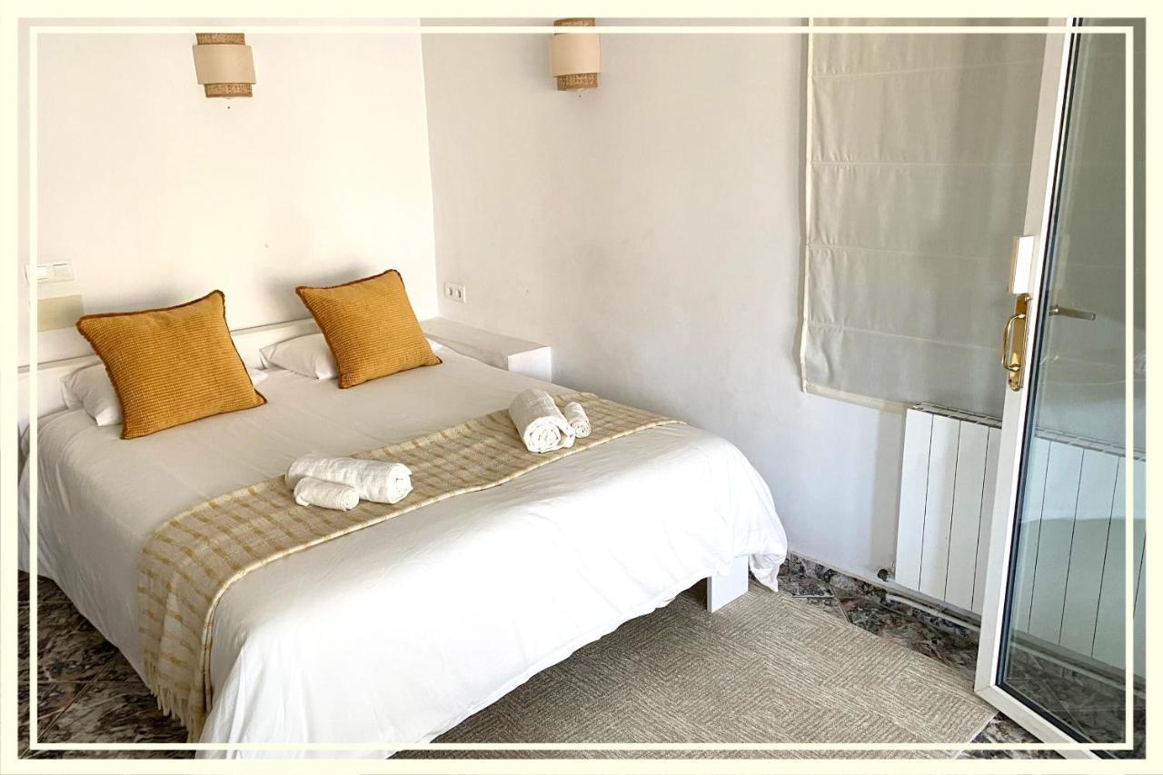Villa La Higuera Sayalonga Extérieur photo