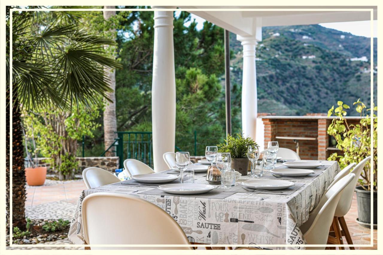 Villa La Higuera Sayalonga Extérieur photo
